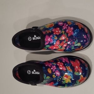 Floral Sloggers NWOT